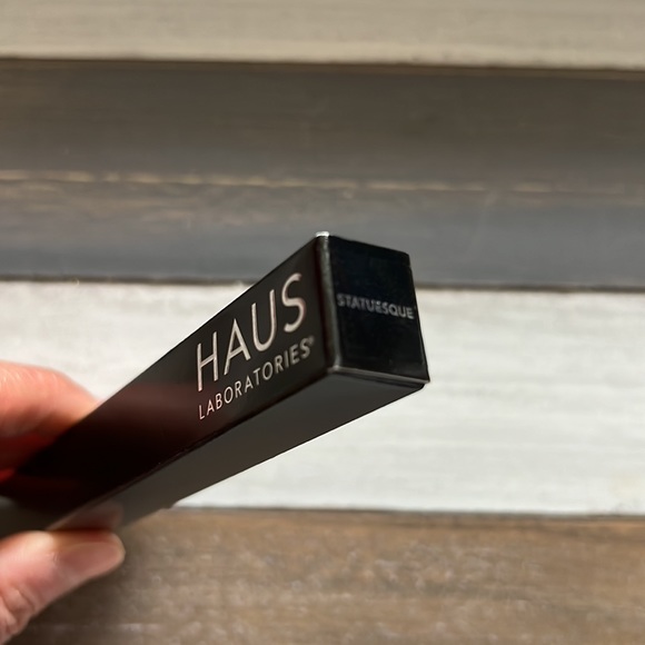 HAUS LABORATORIES by Lady Gaga EYE-DENTIFY GEL PENCIL EYELINER. Color: STATUSQUE - Picture 4 of 4